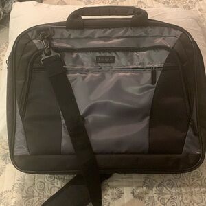 Targus computer bag black with grey accents 4 zipper pockets h